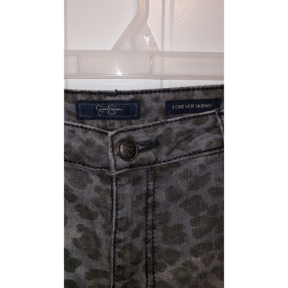 Jessica Simpson leopard cheetah skinny jeans 31 - Picture 3 of 5